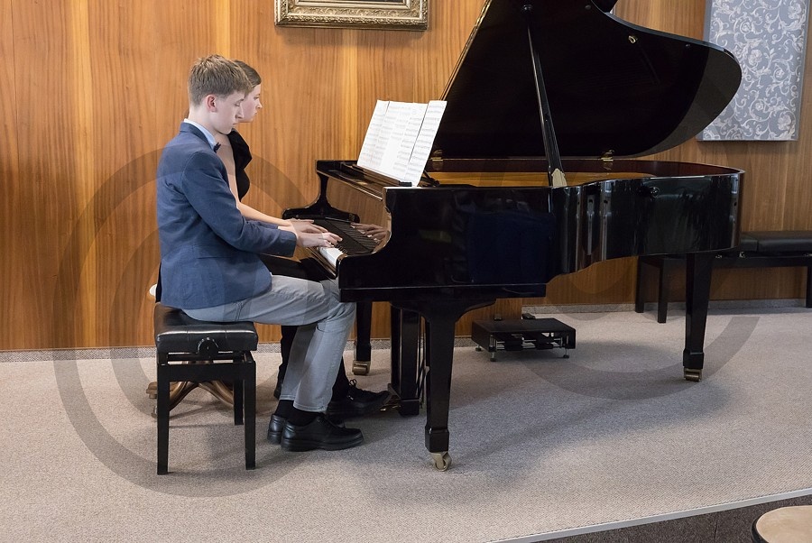 0125A  Absolv koncert 14.05.25 od 16.30 hodin Doubravka