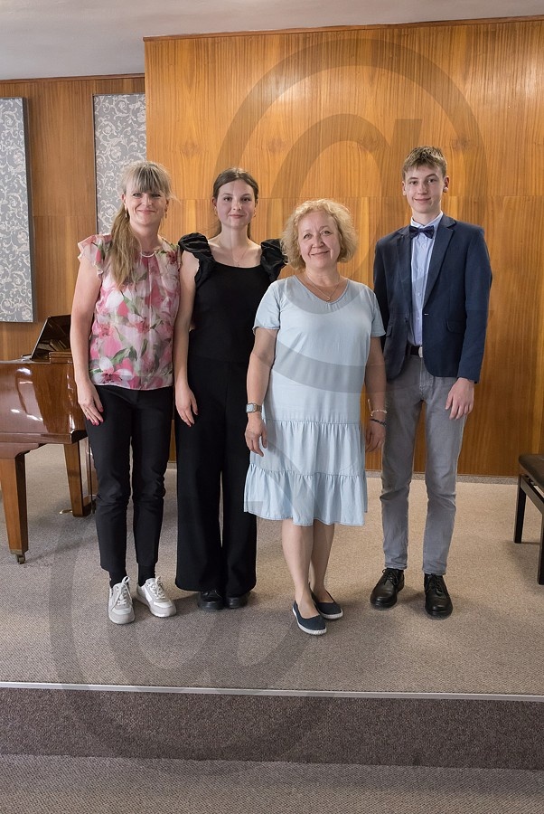 0125A  Absolv koncert 14.05.25 od 16.30 hodin Doubravka