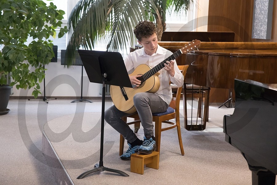 0125B  Absolv koncert 14.05.25 od 18.30 hodin Doubravka