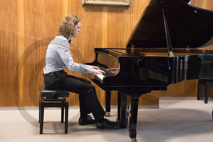 0125B  Absolv koncert 14.05.25 od 18.30 hodin Doubravka