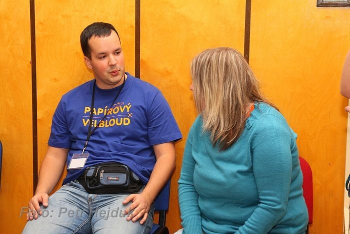 Papírový velbloud 2011